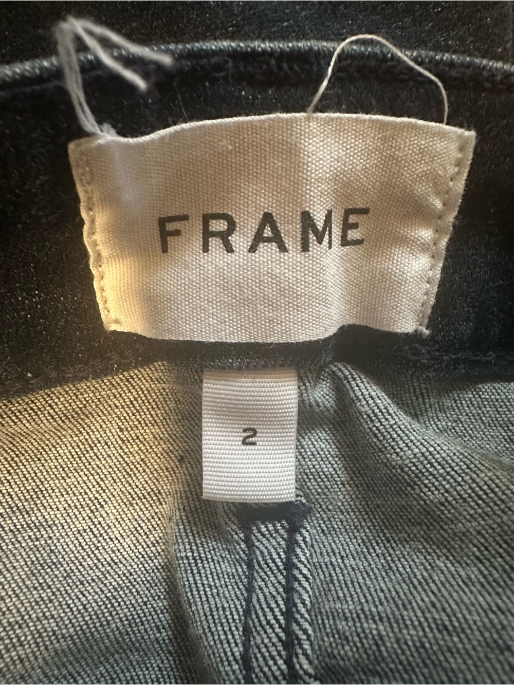 Frame Le One Flare Keller Wash Size 2 - Picture 5 of 6